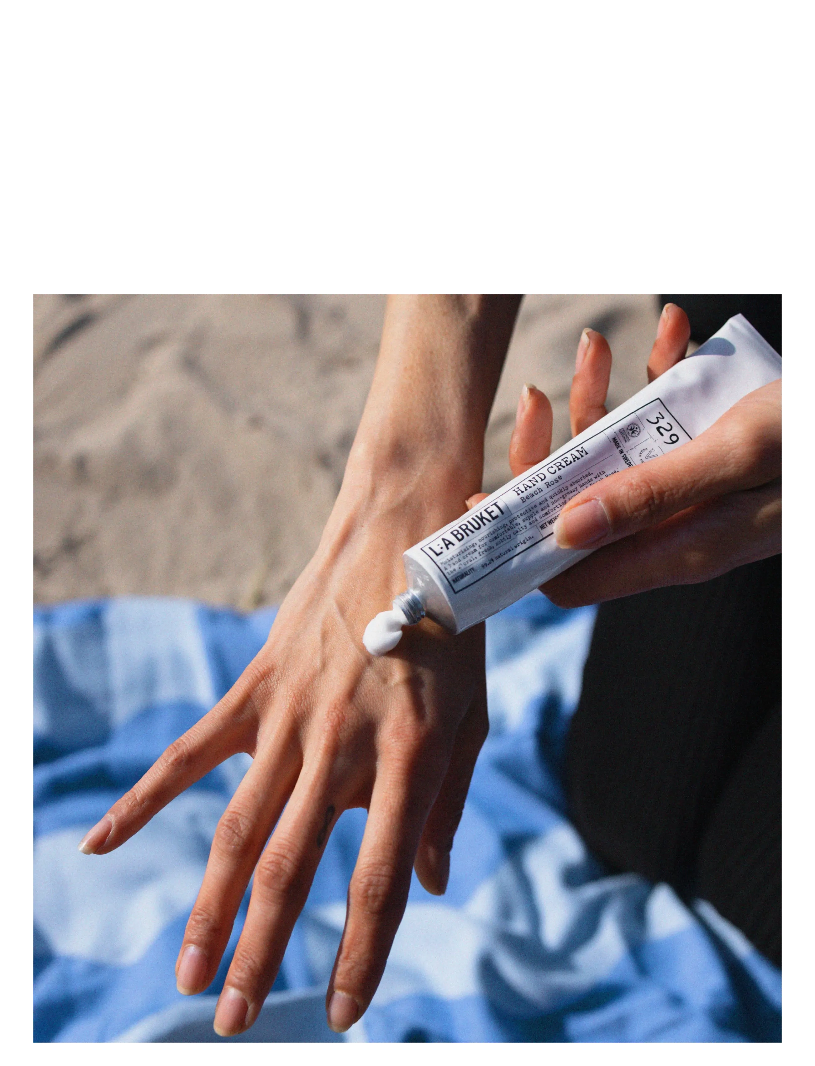 L:a Bruket - Hand Cream 329 Beach Rose 30.00 ML - handkräm - clear - 1