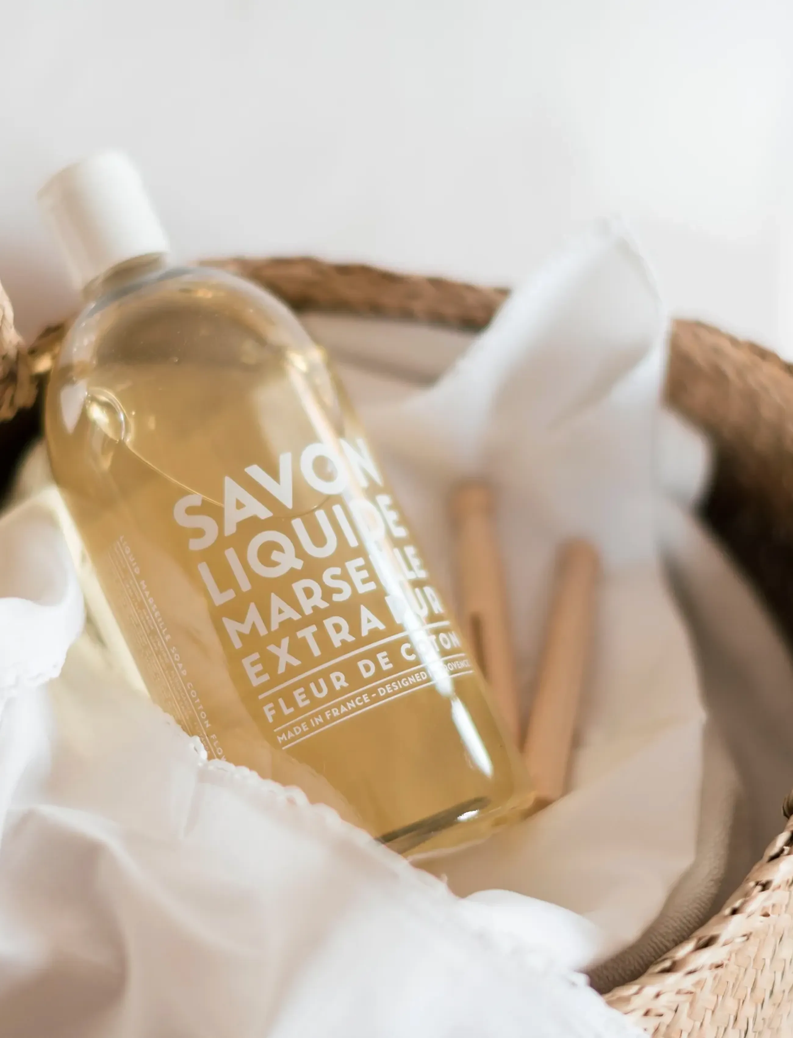 La Compagnie de Provence - LIQUID MARSEILLE SOAP REFILL COTTON FLOWER 1 L - sæbe refills - clear - 0