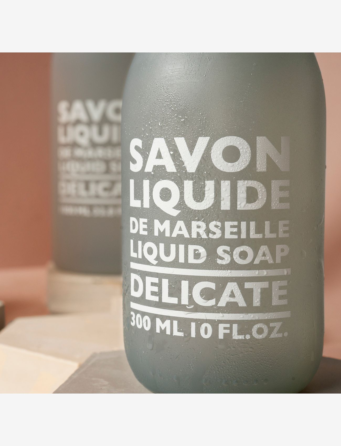 La Compagnie de Provence - LIQUID MARSEILLE SOAP DELICATE 300 ML - flytande tvål - clear - 1