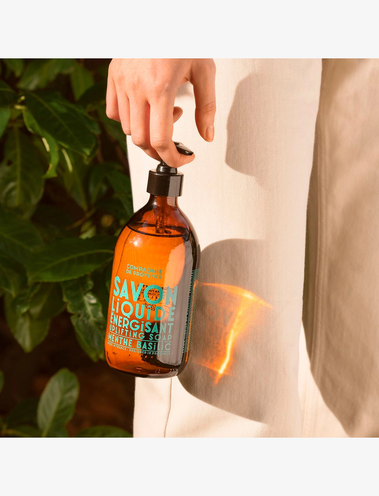 La Compagnie de Provence - LIQUID MARSEILLE SOAP MINT BASIL 495 ML - skysti rankų muilai - clear - 2