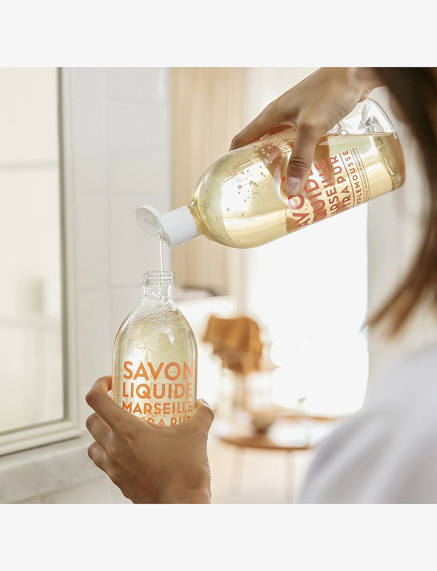 La Compagnie de Provence - LIQUID MARSEILLE SOAP PINK GRAPEFRUIT 495 ML - vedelseebid - clear - 1