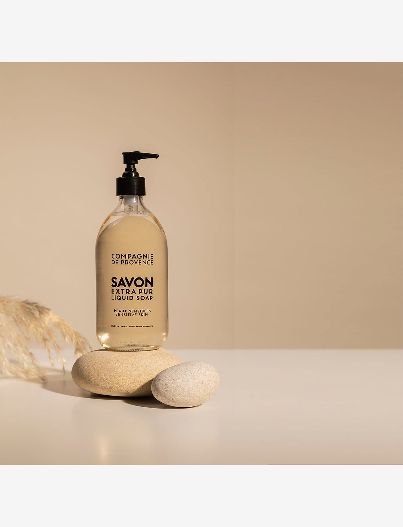 La Compagnie de Provence - LIQUID MARSEILLE SOAP SENSITIVE SKIN 495 ML - flytande tvål - clear - 1