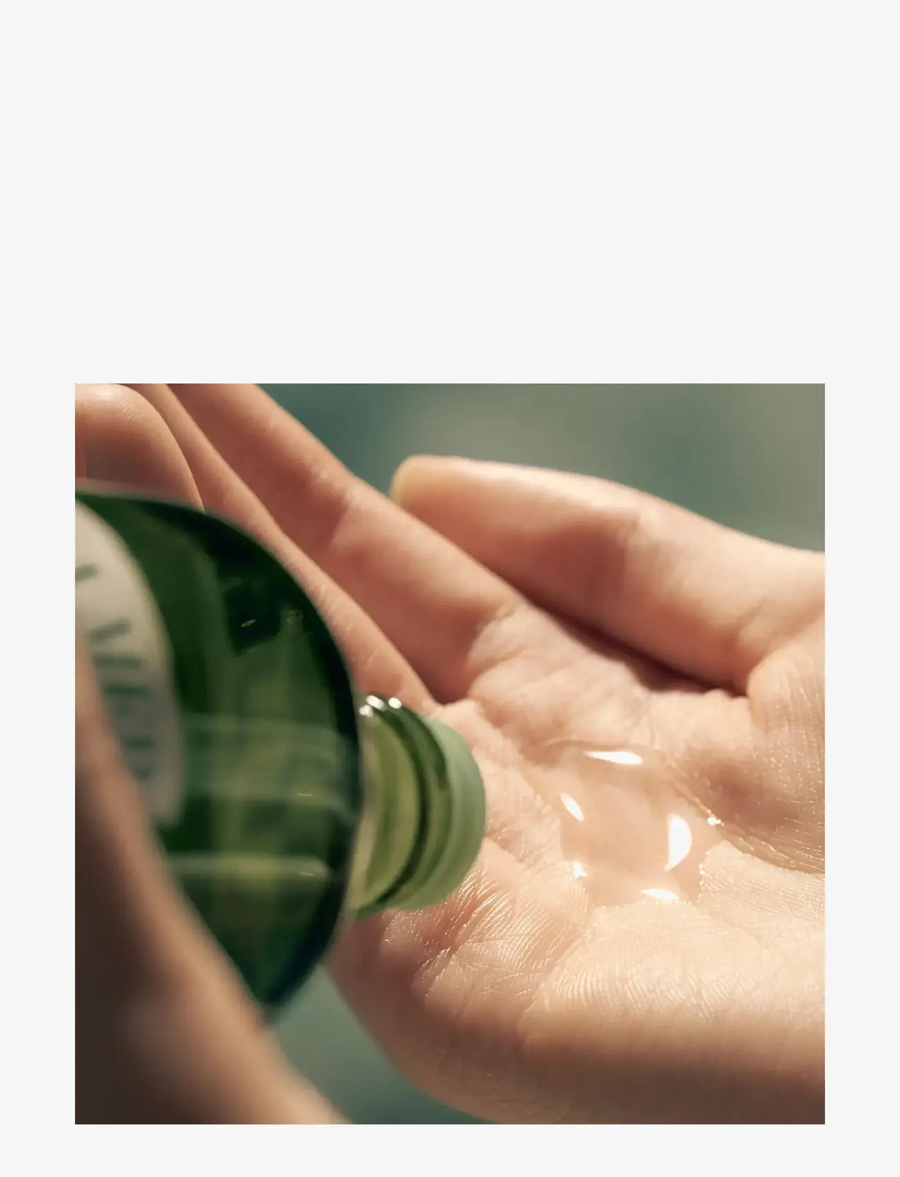 La Mer - The Treatment Lotion - Återfuktande ansiktsvatten - no colour - 2