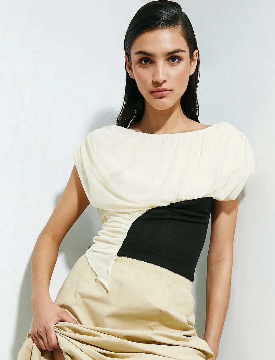 Laagam - GEMINI ECRU DRAPED TOP - short-sleeved blouses - ecru - 0