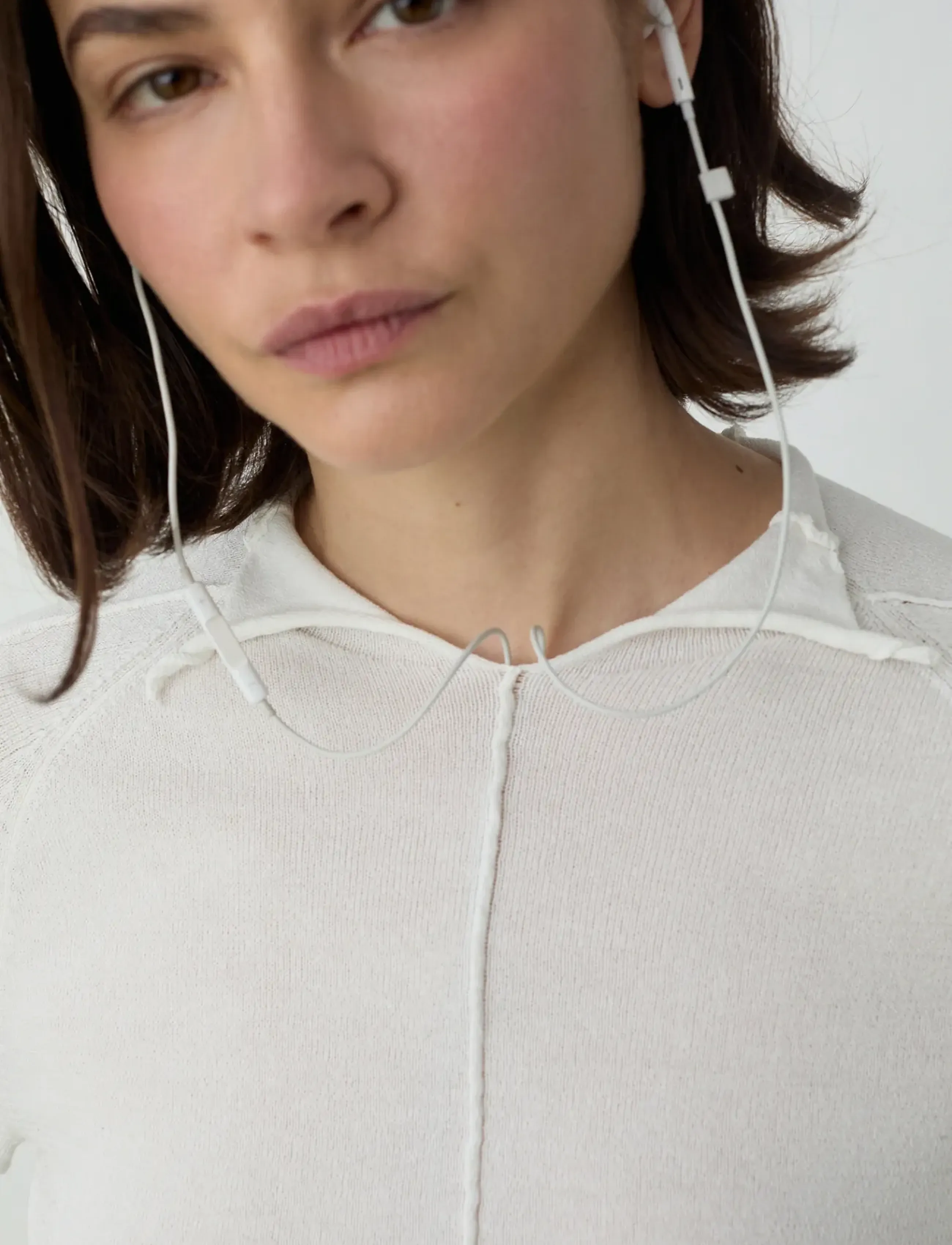 Laagam - ODINE ECRU KNITTED LONG KNITTED TOP - long sleeved blouses - ecru - 4