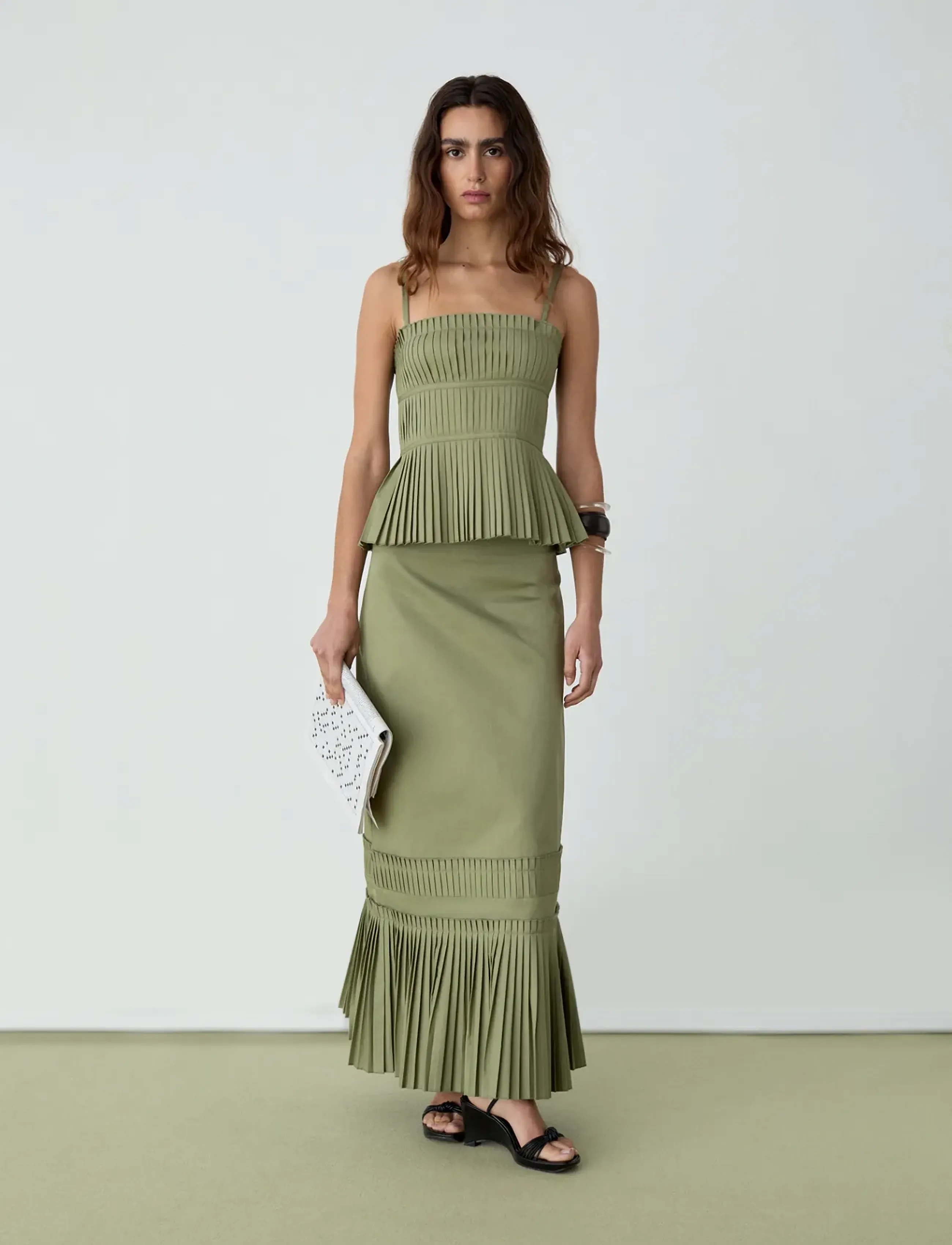 Laagam Leah Khaki Midi Skirt, M, Khaki green, Nederdele > Knælange Og Midi Nederdele, Dame