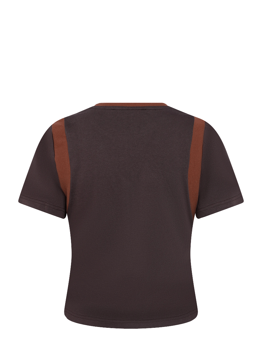 Laagam - LUMEA BROWN LOGO T-SHIRT - t-shirts - brown - 1
