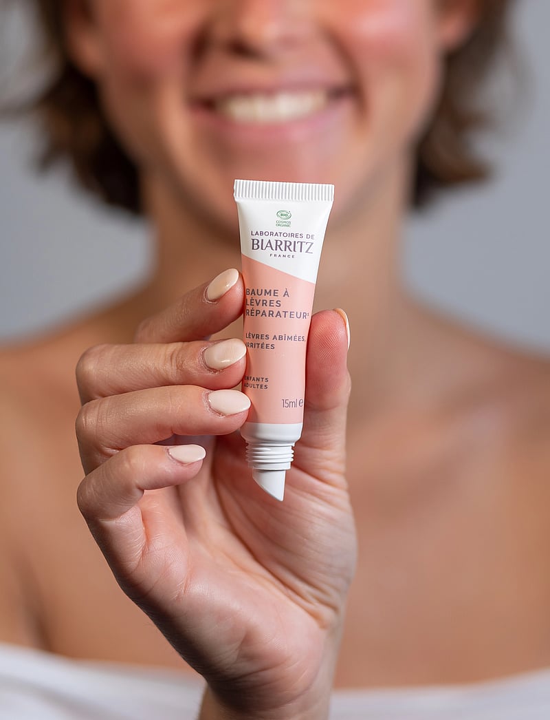 Laboratoires de Biarritz - Laboratoires de Biarritz CICA REPA Reparative Lip Balm - huulepalsamid - clear - 0