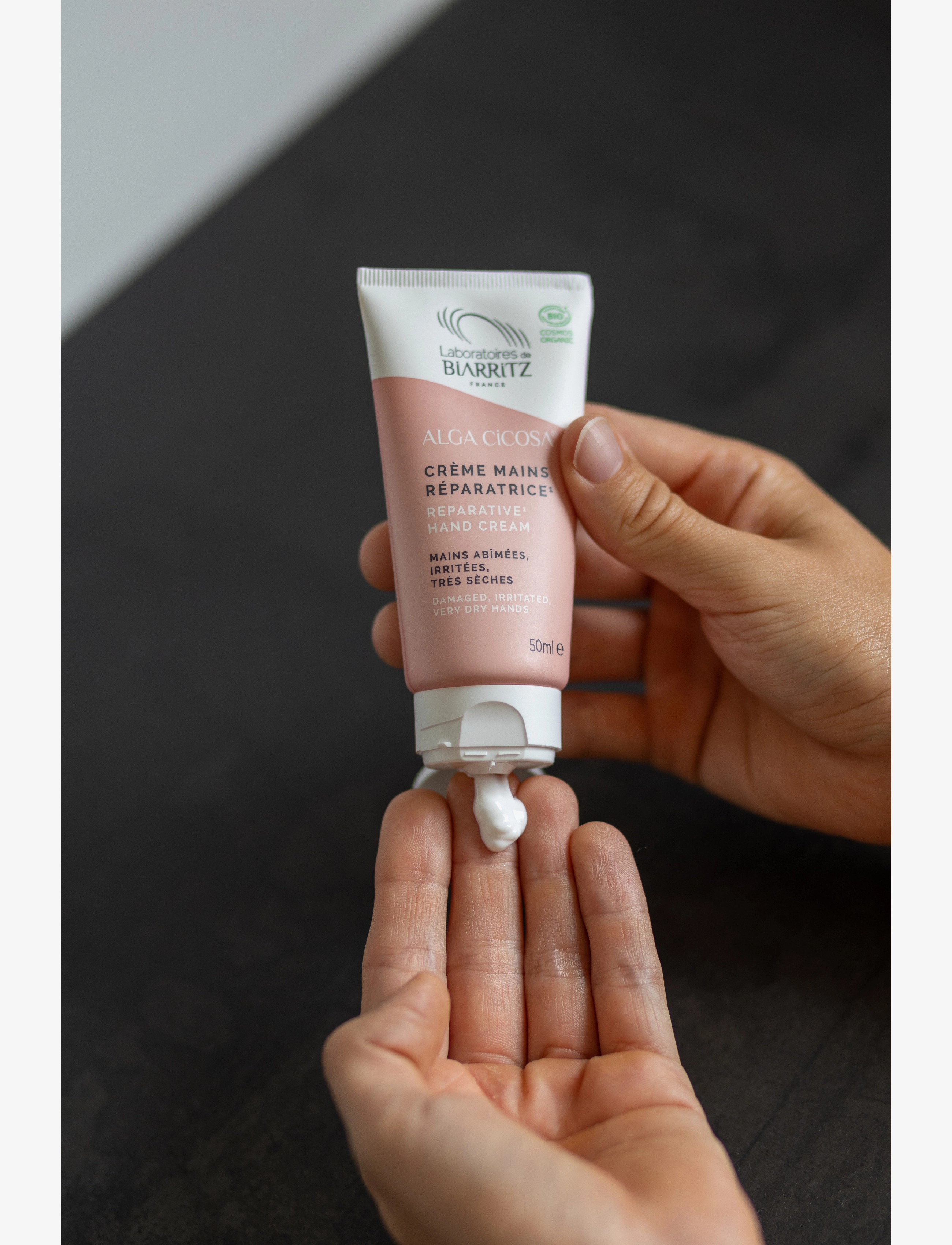 Laboratoires de Biarritz - Laboratoires de Biarritz CICA REPA Reparative Hand Cream - rankų kremai - clear - 1