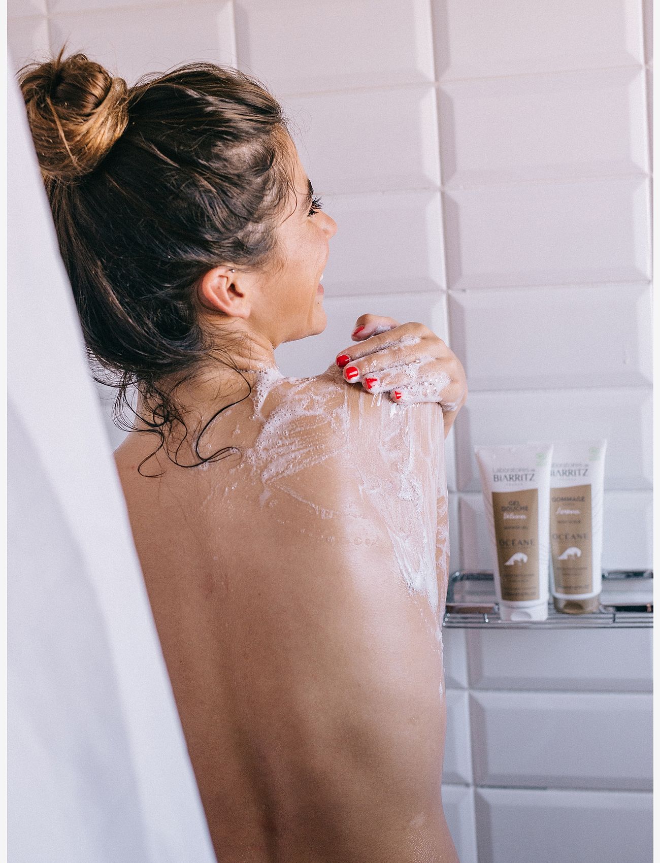 Laboratoires de Biarritz - Laboratoires de Biarritz Oil-in Scrub - skrubb & exfoliators - kropp  - clear - 1