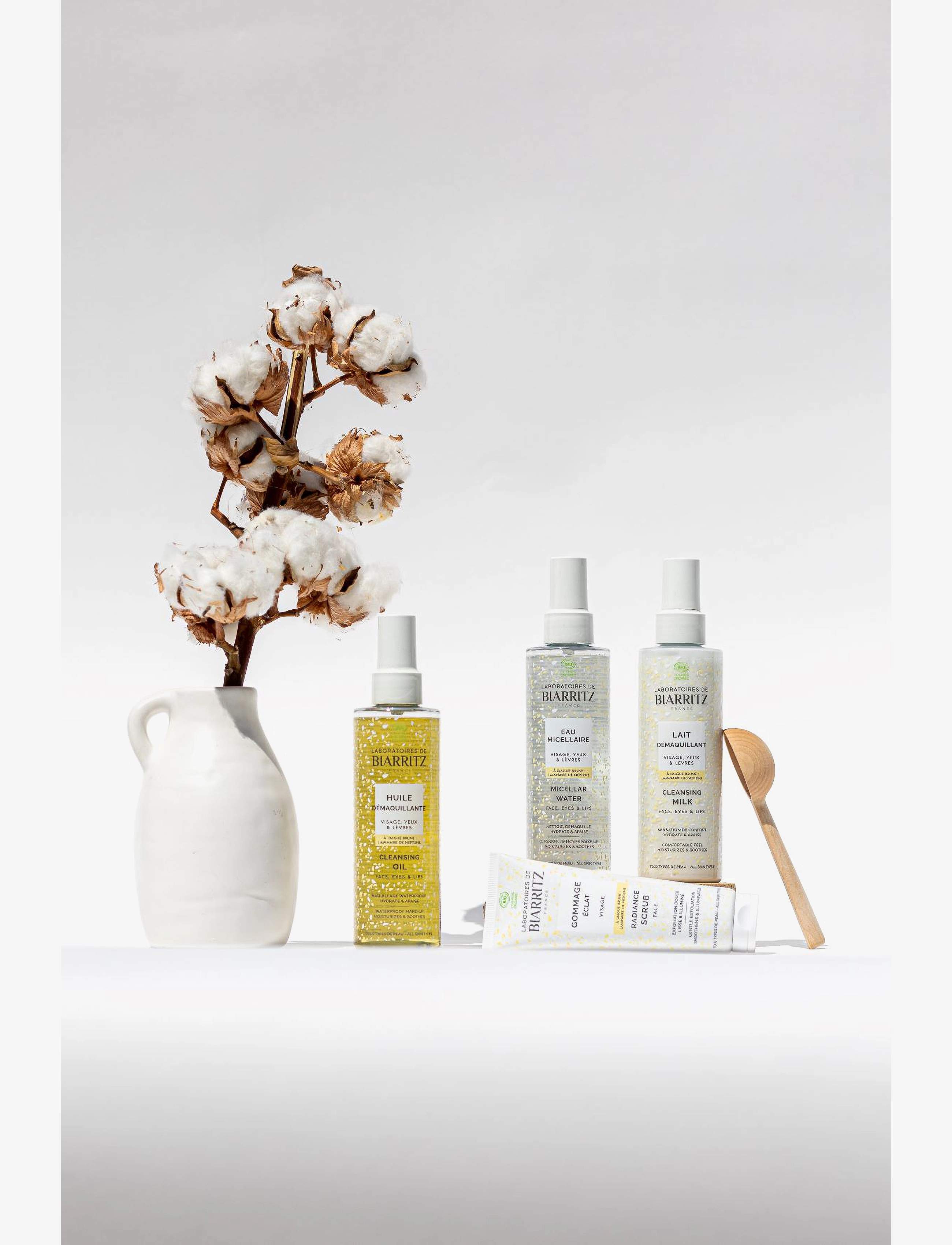 Laboratoires de Biarritz - Laboratoires de Biarritz Face scrub - eksfolierende toner - clear - 3