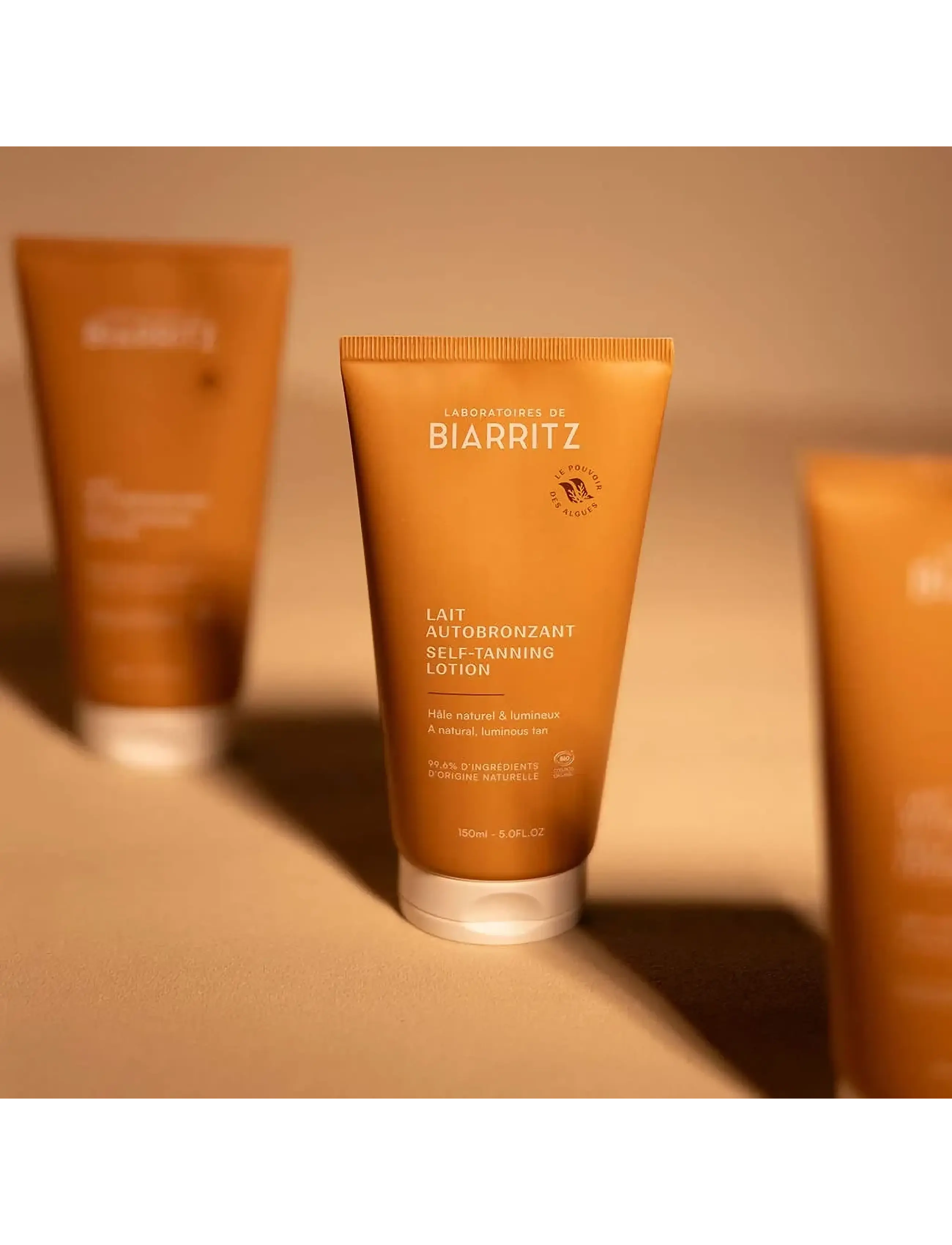 Laboratoires de Biarritz - Laboratoires de Biarritz Self-Tanning Milk for Face and Body - lotion - clear - 2