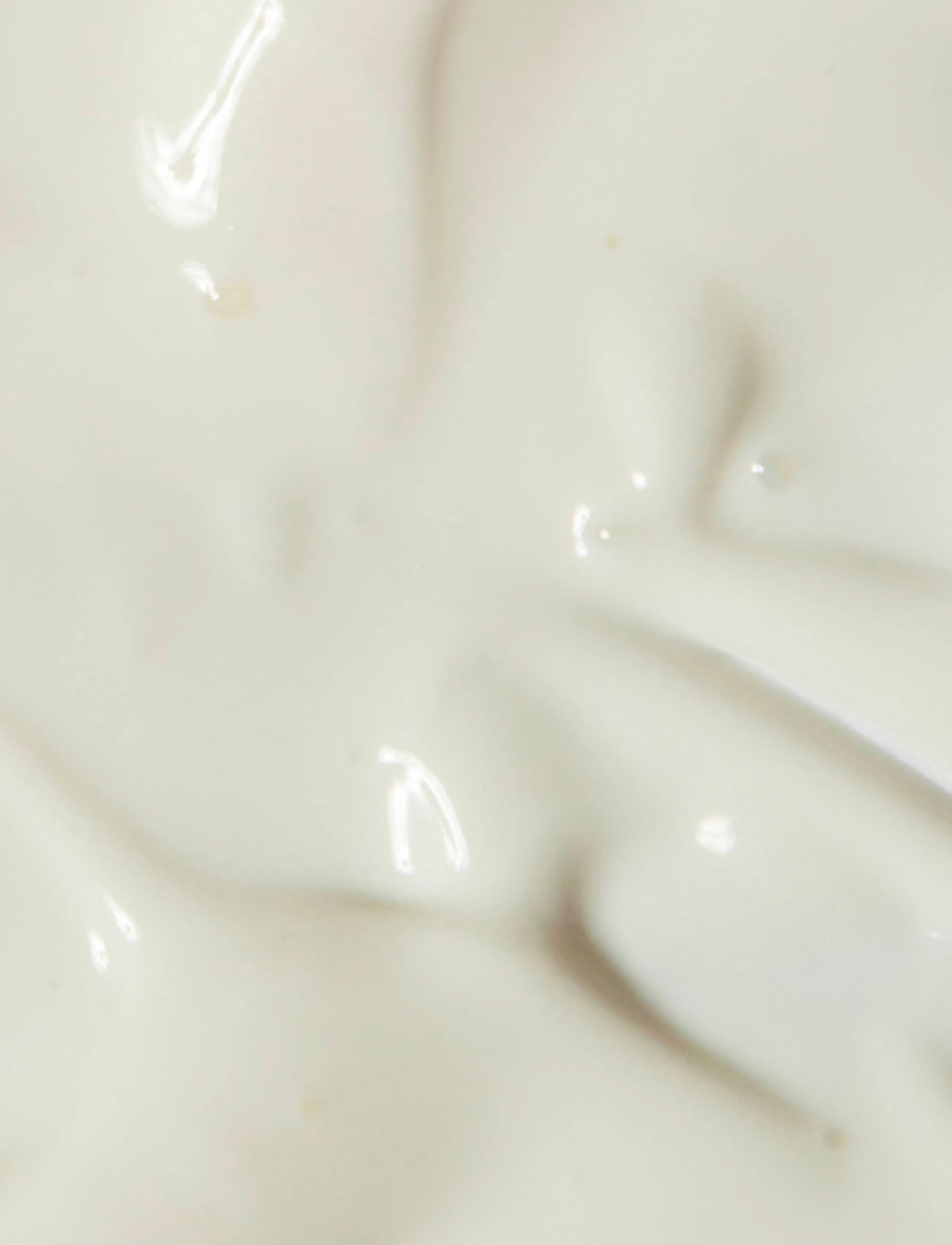 Laboratoires de Biarritz - Laboratoires de Biarritz Self-Tanning Milk for Face and Body - lotion - clear - 3
