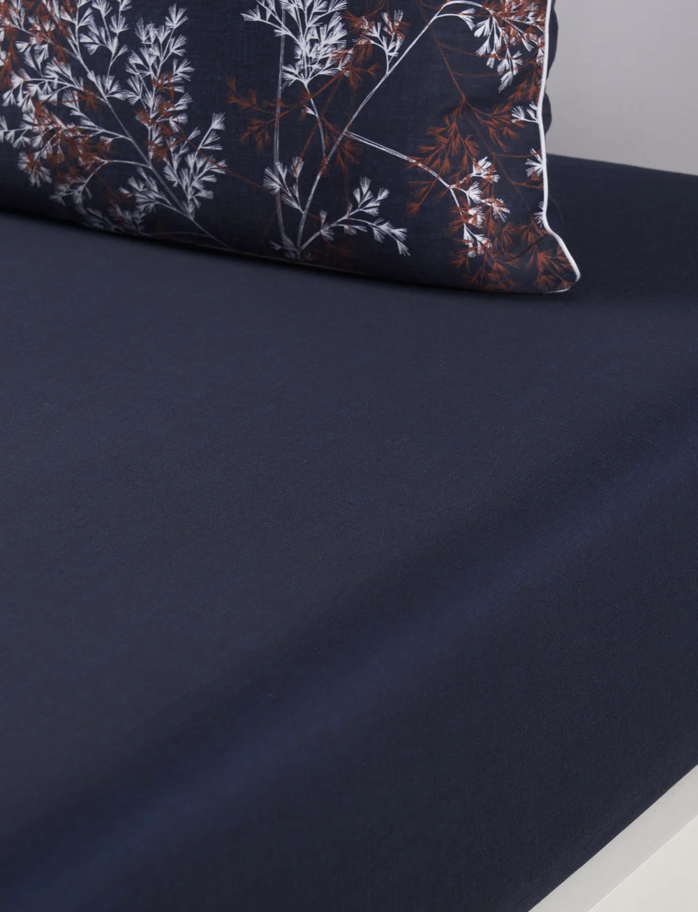 Lacoste Home - LBOTANIC Fitted sheet - formsyet lagen - marine - 1