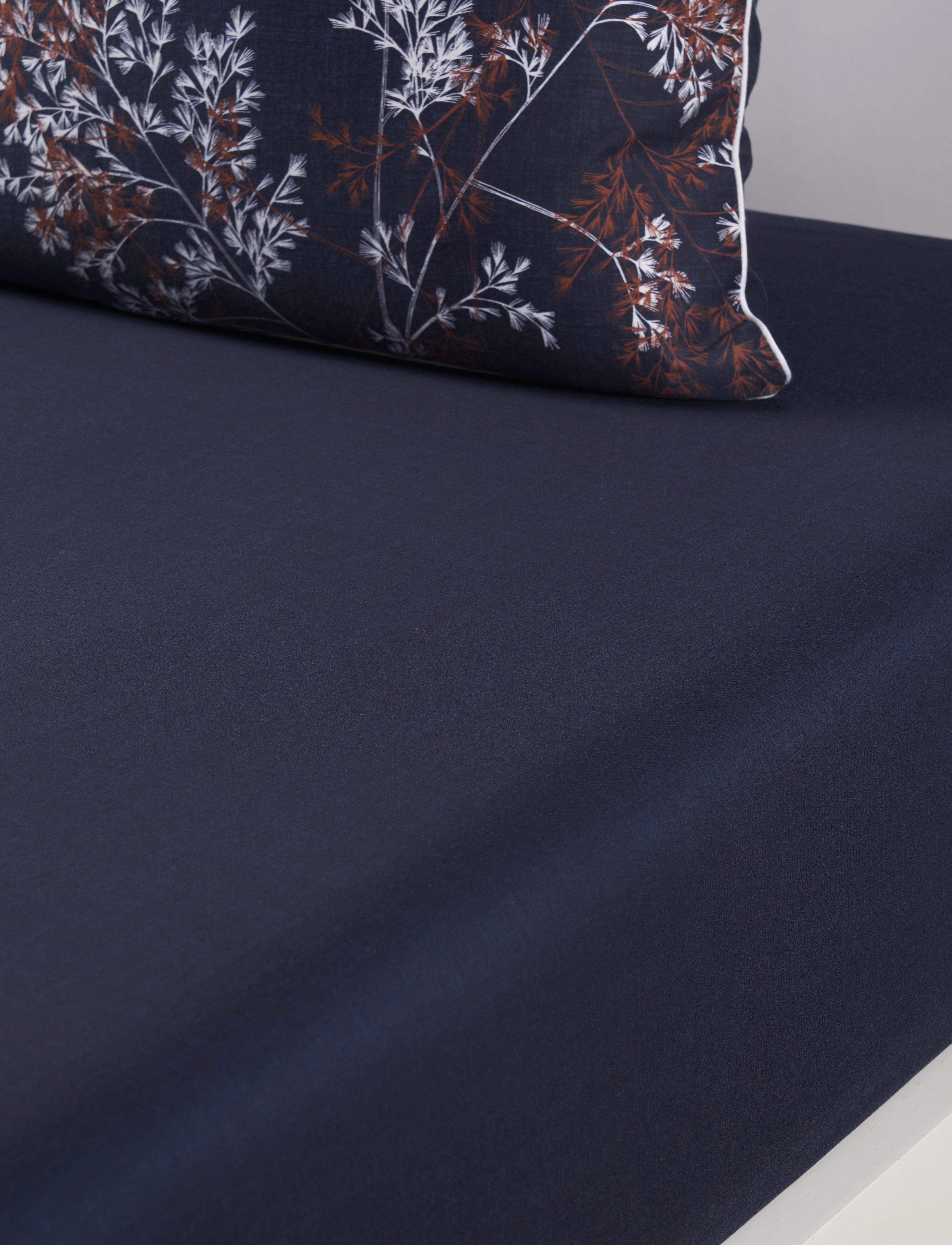 Lacoste Home - LBOTANIC Fitted sheet - spannbettlaken - marine - 1