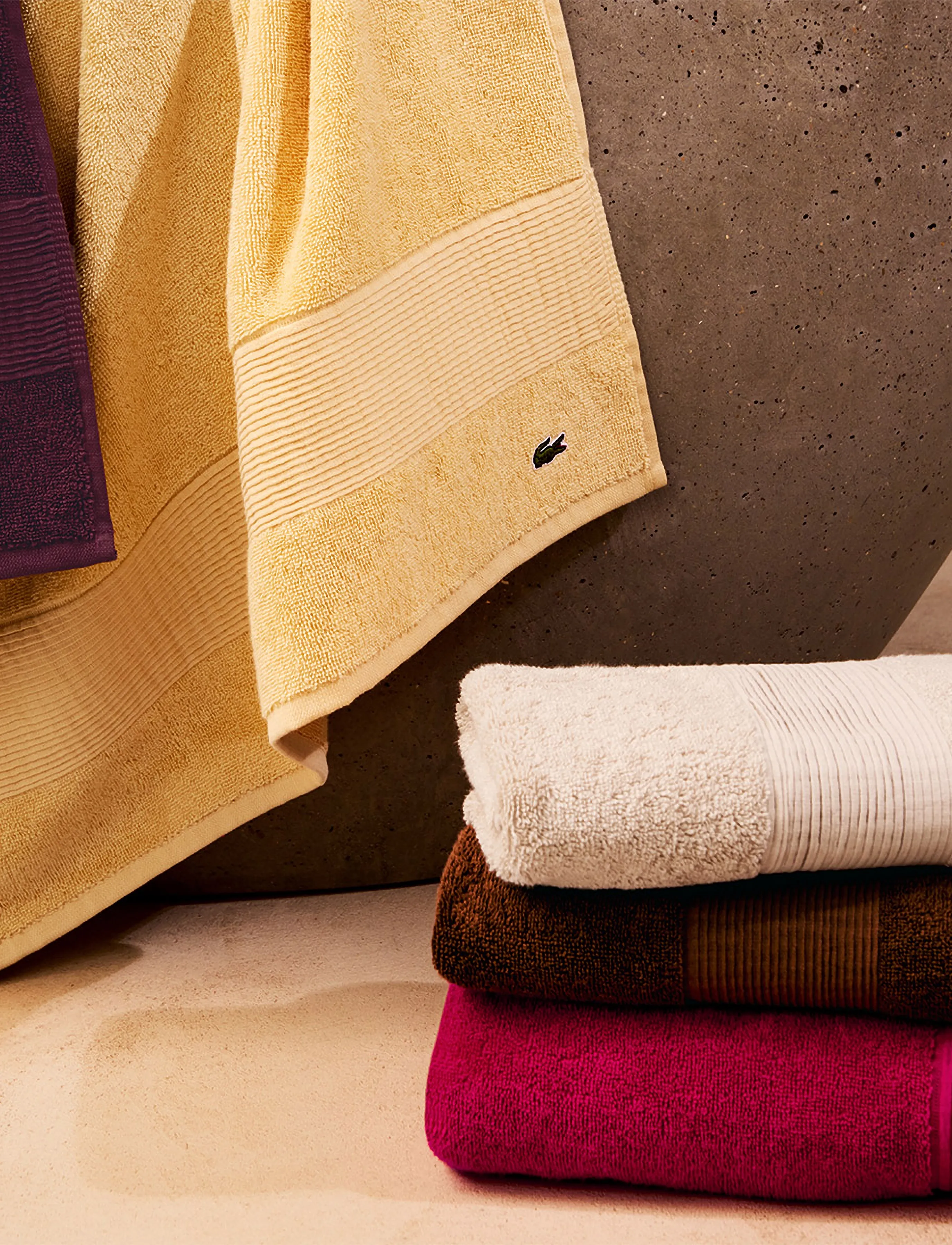 Lacoste Home - LLECROCO Guest towel - vaskeklude - bigarre - 0