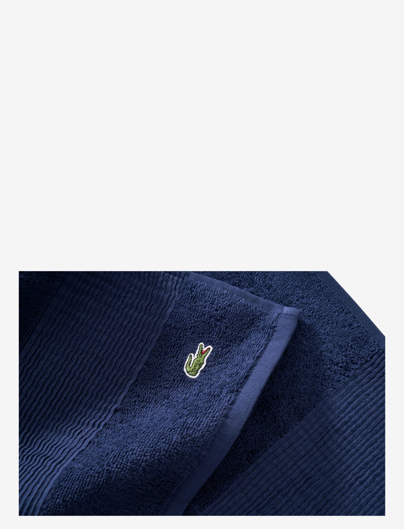 Lacoste Home - LLECROCO Bath towel - badehåndklæder - marine - 1