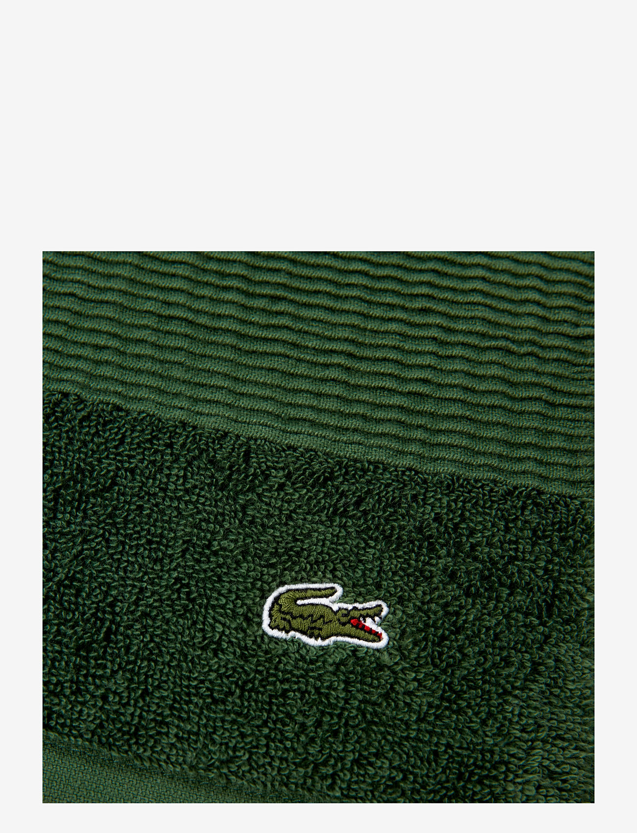 Lacoste Home - LLECROCO Bath towel - badlakan - vert - 3