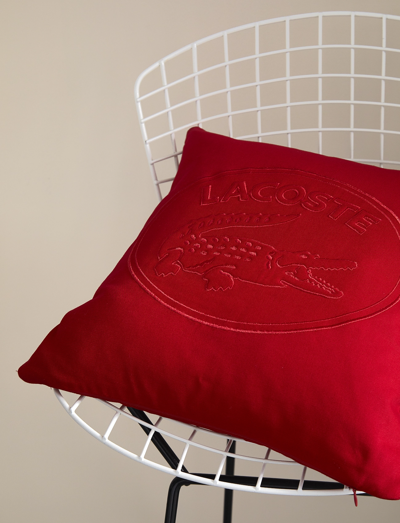 Lacoste Home - LLACOSTE Cushion cover - dekoratīvas spilvendrānas - rouge - 1