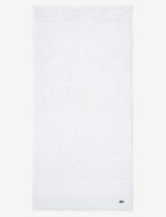 Lacoste Home - LLECROCO Handtowel - laveste priser - blanc - 0