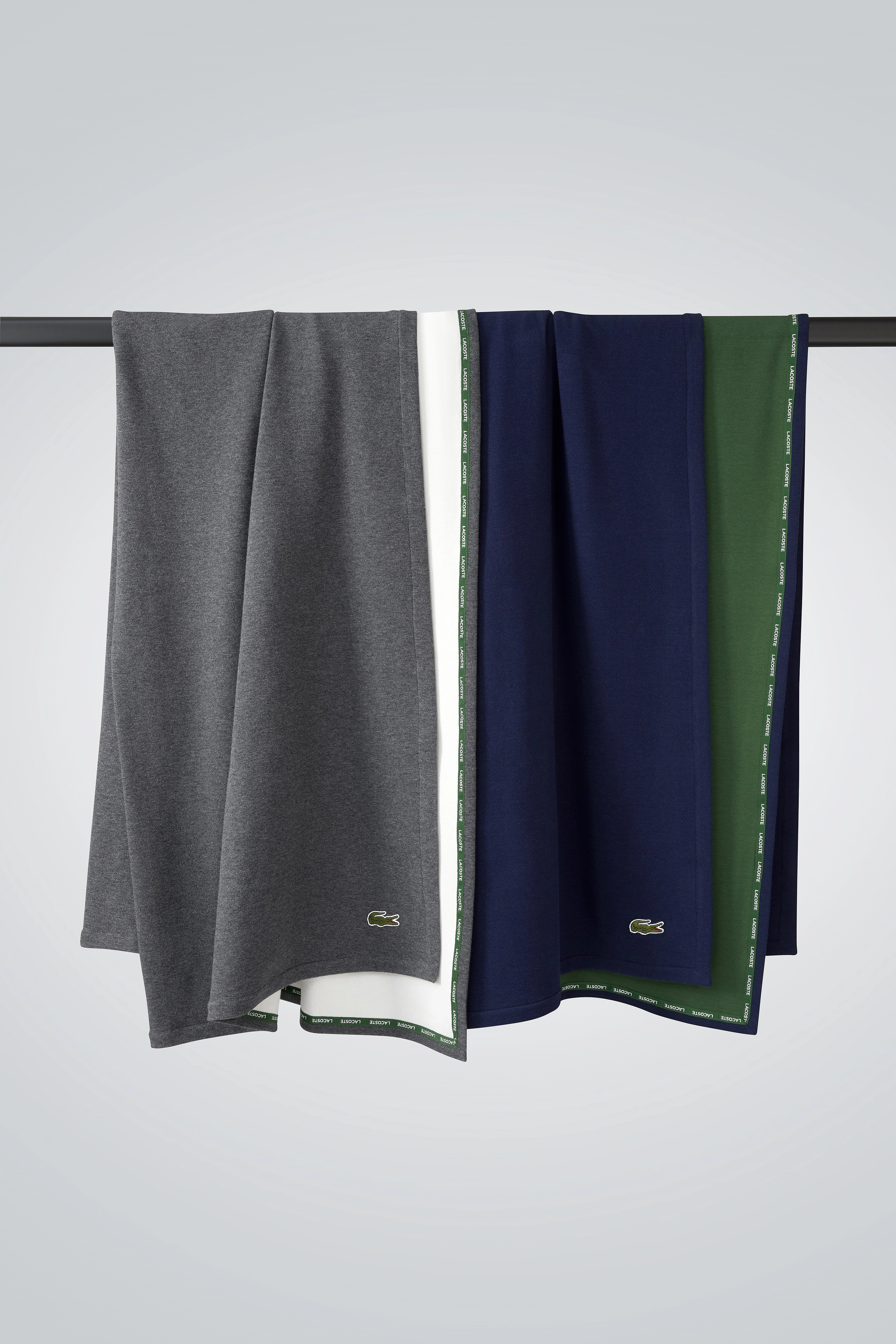 Lacoste Home - LPIQUE Throw - marine - 2