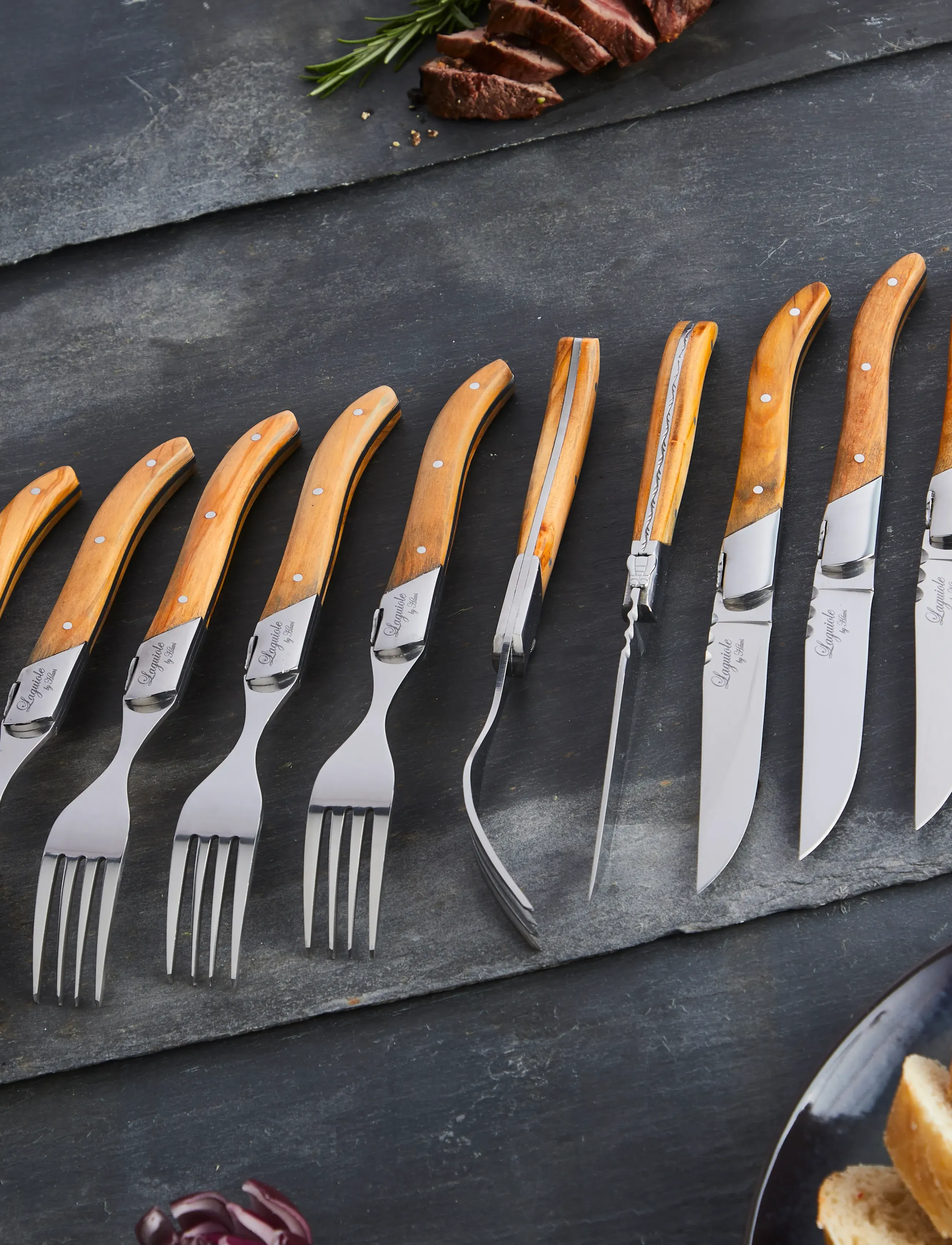 Laguiole By Hâws Steak Dinner Set 12 Pcs Olive, One Size, Cutlery, Braun - Homeware
