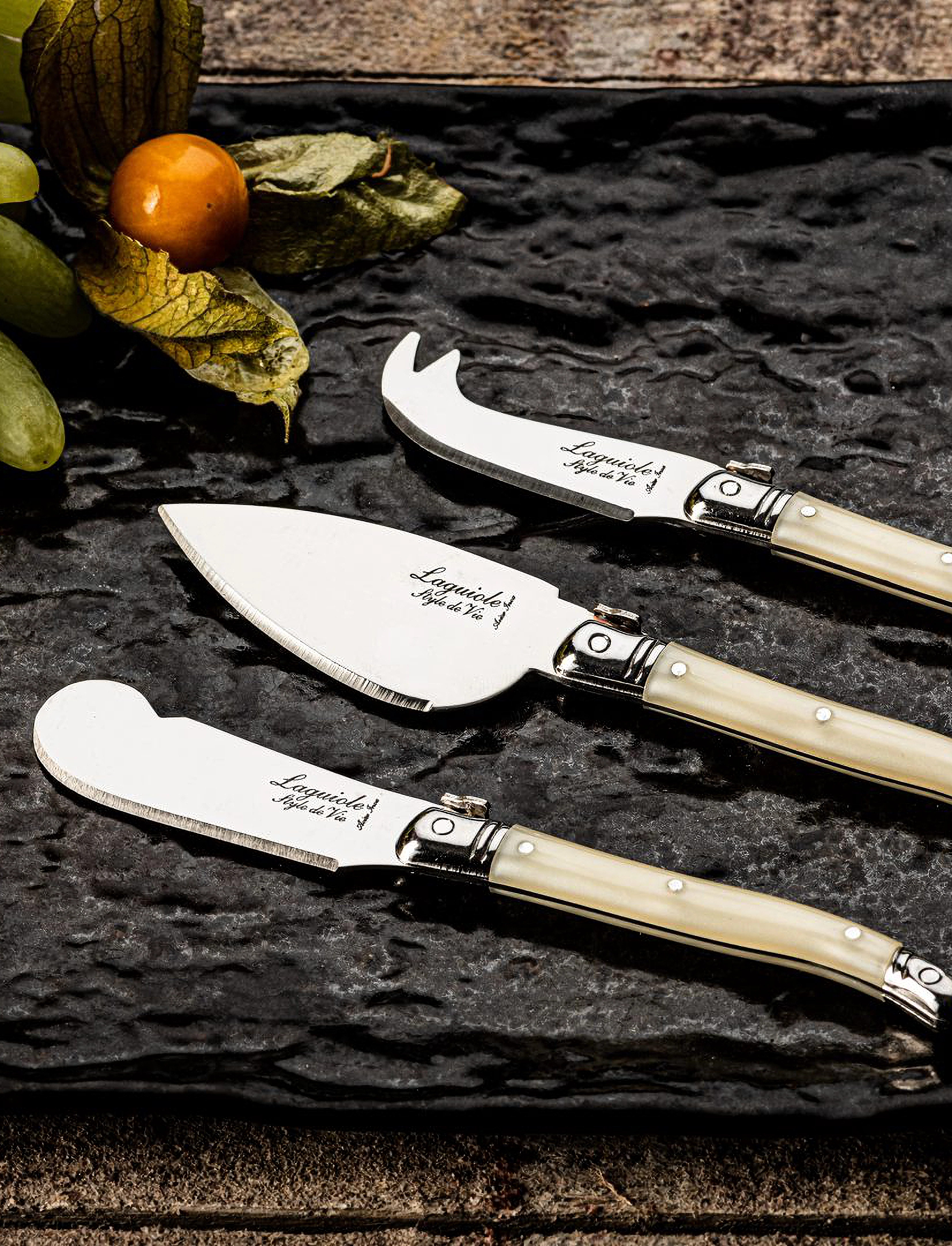 Laguiole Style de Vie Laguiole-Ostknive Sæt 3, One Size, Cream, Bestik > Osteknive, Unisex