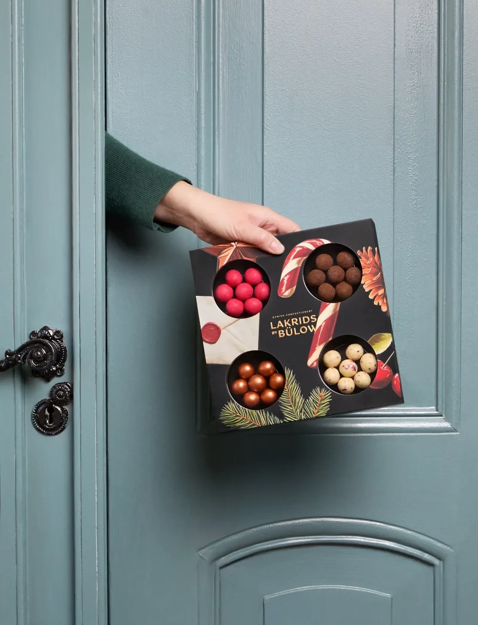 Lakrids by Bülow - SMALL SELECTION BOX WINTER 2026 - black - 0
