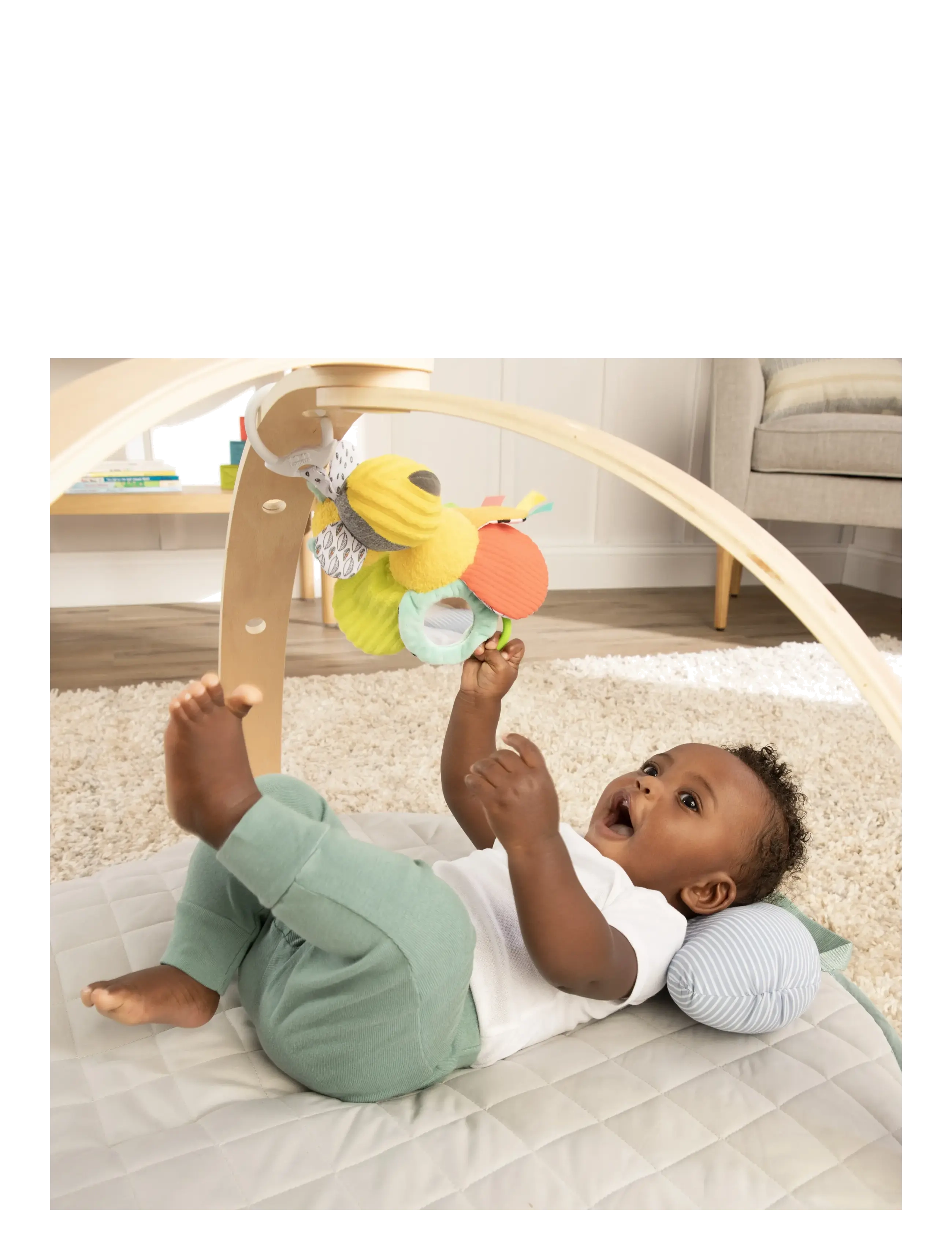 Lamaze - Lamaze Buzzy the Bee Clip & Go - barnevognslegetøj - muti - 5