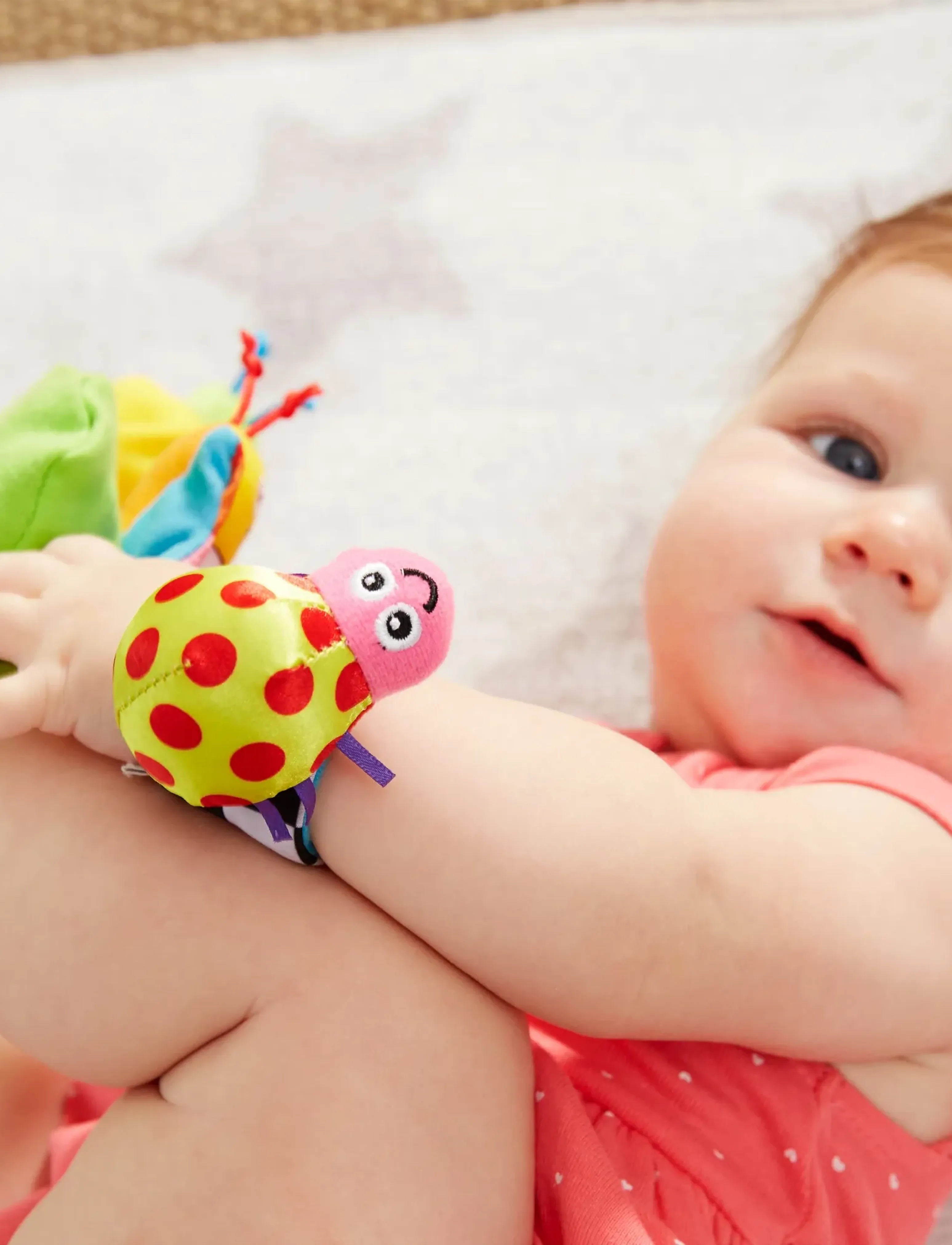 Lamaze - Lamaze Gardenbug Wrist Rattle Set - muti - 3