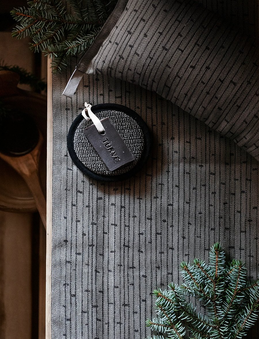 Lapuan Kankurit - METSÄ sauna pillow - saunakissen - linen-black - 0