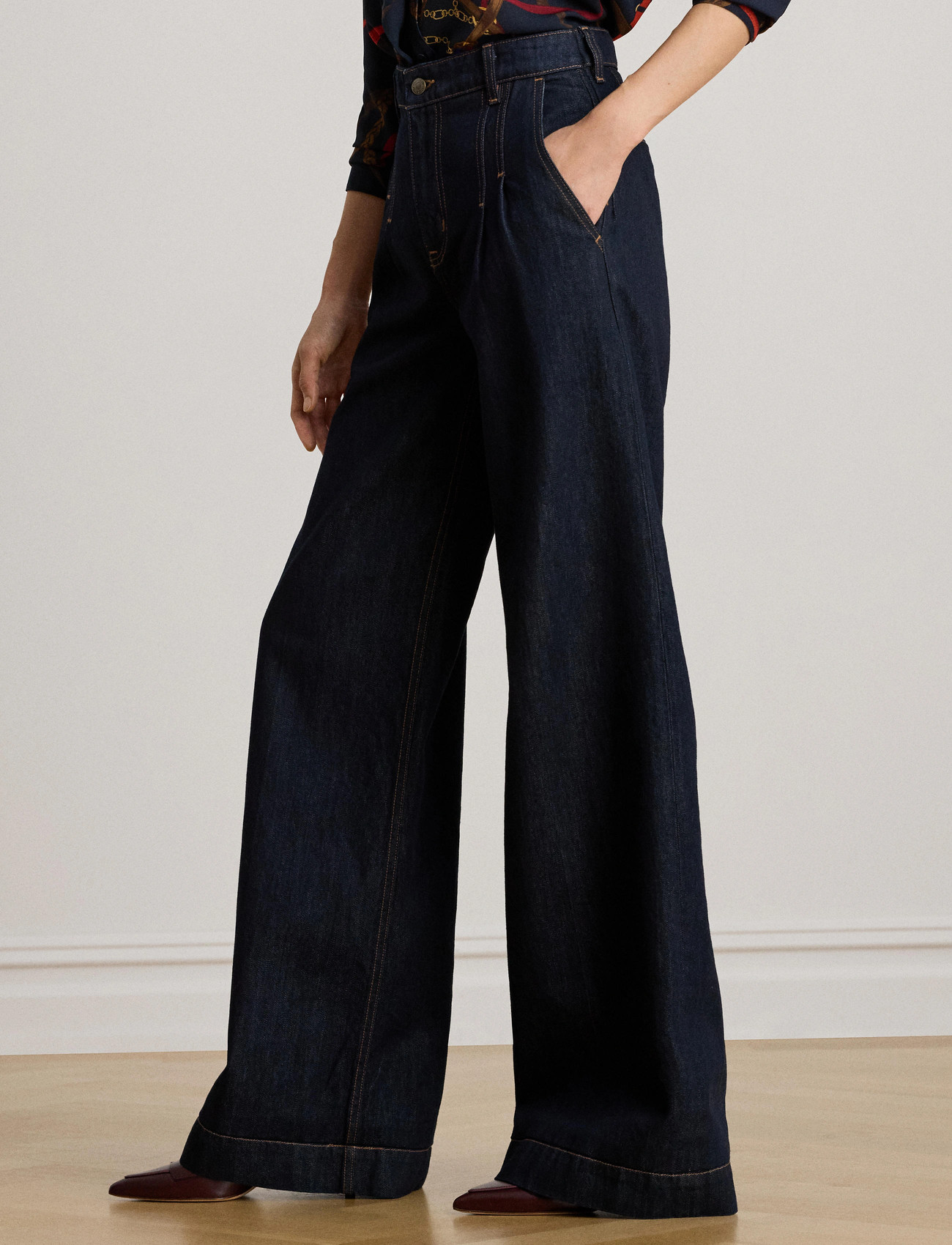 Lauren Ralph Lauren Pleated High-Rise Wide-Leg Jean - - 44 1