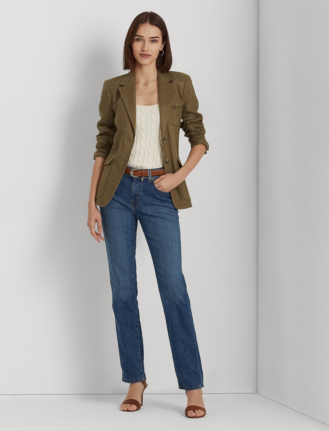 Mid Rise Straight Jean