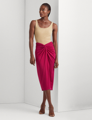Lauren Ralph Lauren - Twist-Front Stretch Jersey Pencil Skirt - pieštuko formos sijonai - fuchsia berry - 2