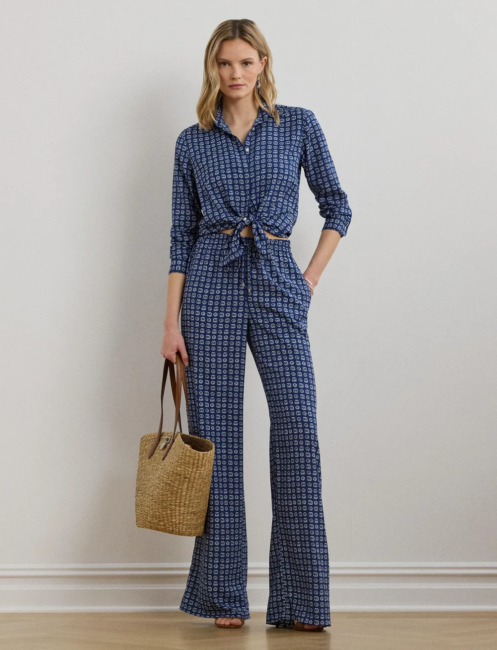 Lauren Ralph Lauren - Geo-Print Crepe Wide-Leg Pant - bukser med brede ben - blue/white - 4