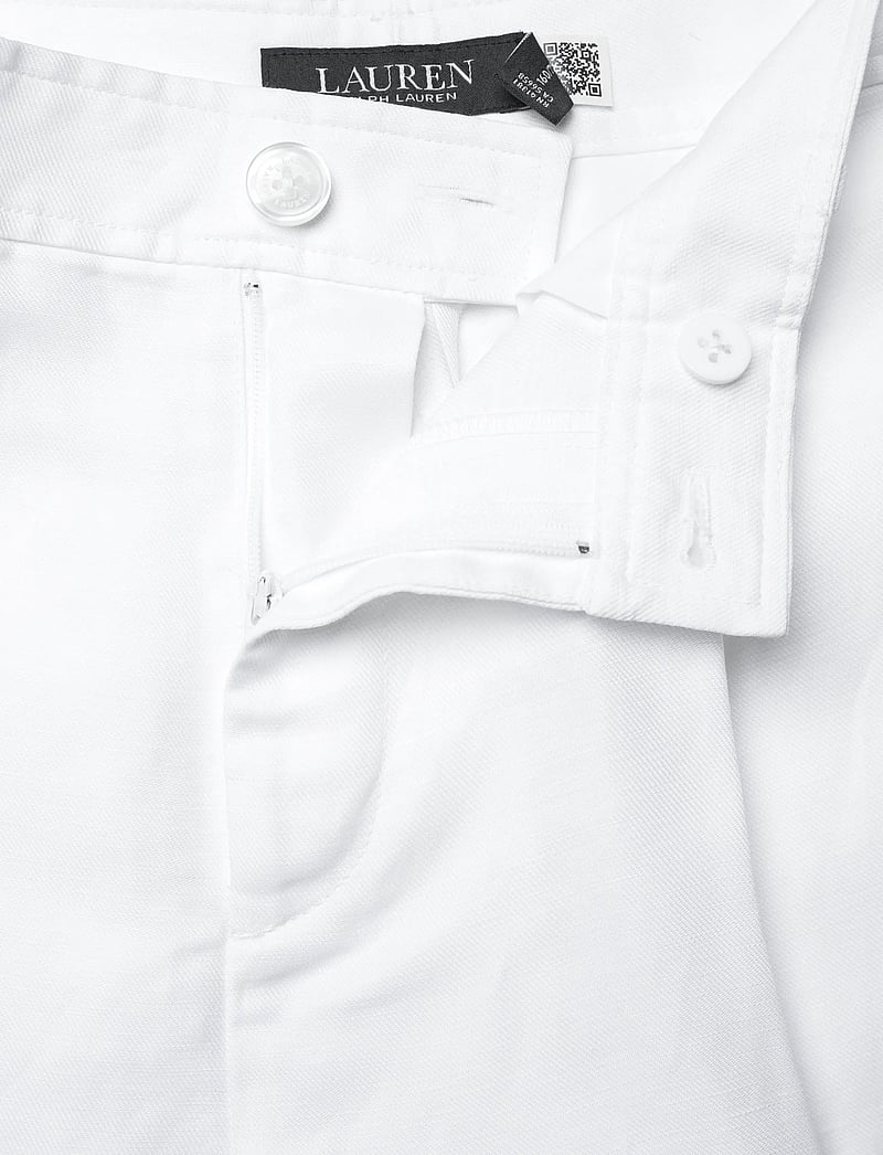 Lauren Ralph Lauren - Pleated Linen-Blend Twill Short - linen shorts - white - 3