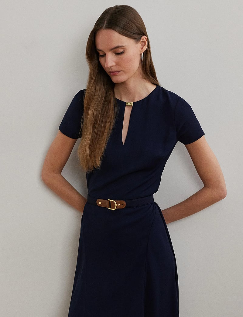 Lauren Ralph Lauren - Belted Georgette Dress - cocktailklänningar - lighthouse navy - 0