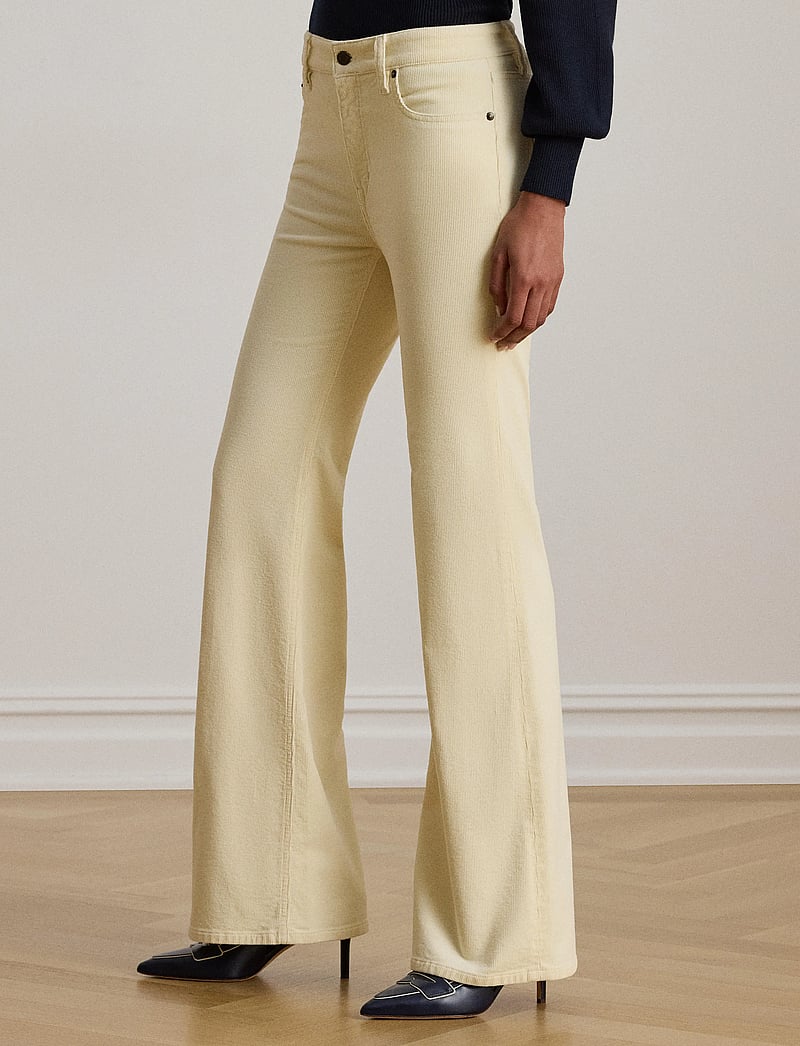 Lauren Ralph Lauren - High-Rise Corduroy Flare Pant - utsvängda jeans - mascarpone cream - 0
