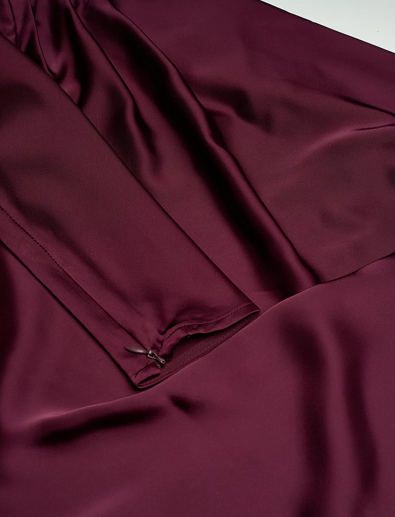 Lauren Ralph Lauren - Satin Charmeuse Off-the-Shoulder Blouse - långärmade blusar - dark garnet - 2