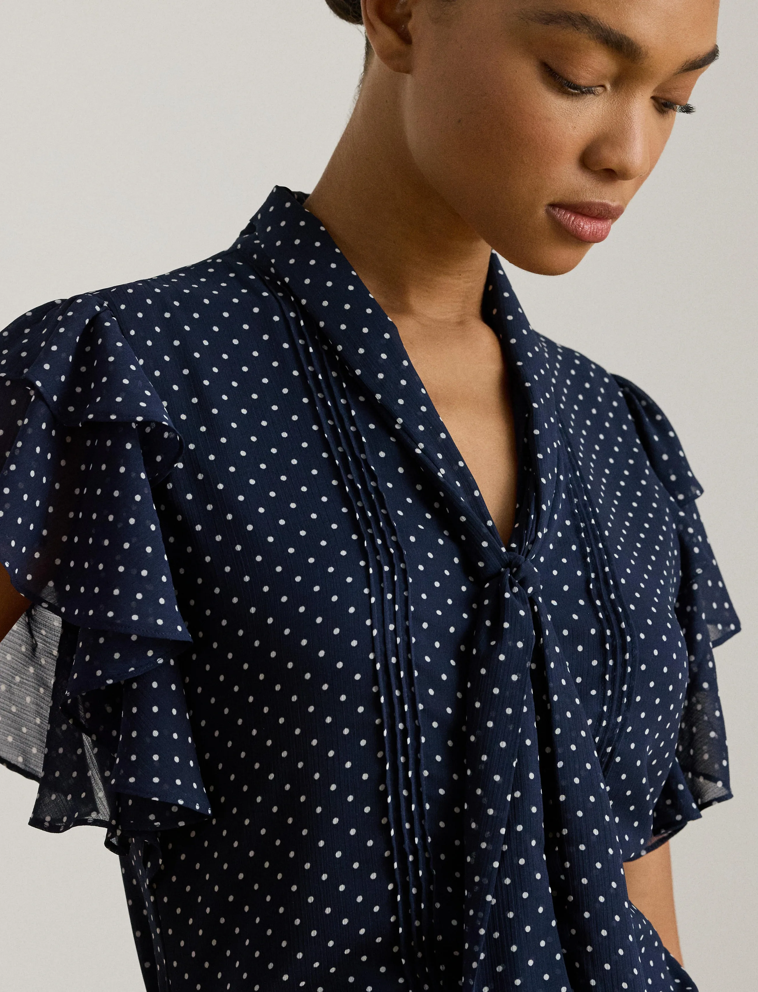 Lauren Ralph Lauren - Polka-Dot Georgette Tie-Neck Blouse - Ärmellose blusen - navy/white - 4