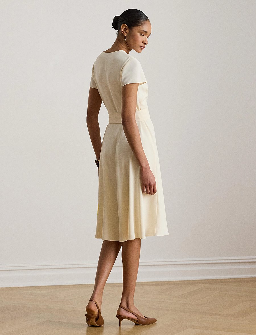 Lauren Ralph Lauren - Belted Georgette Surplice Dress - hõlmikkleidid - mascarpone cream - 5