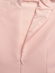 Lauren Ralph Lauren - Crepe Off-the-Shoulder Dress - vakarėlių drabužiai išparduotuvių kainomis - pale pink - 4