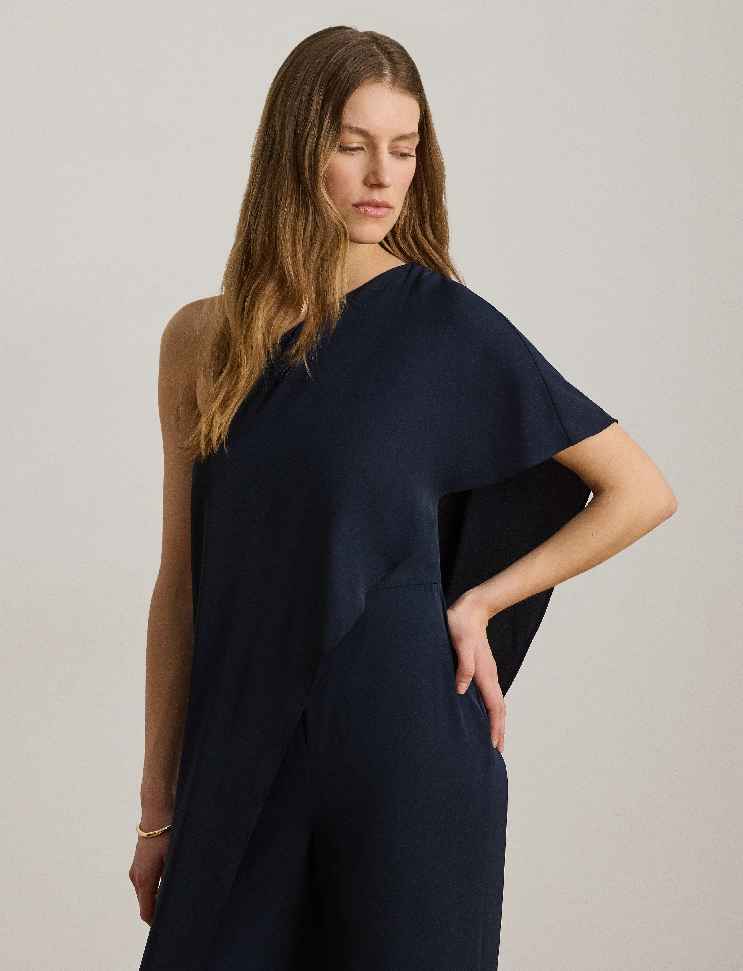 Lauren Ralph Lauren Cape Georgette One-Shoulder Jumpsuit, Kvinder, Én Skulder Jumpsuit, Navy, Str: 32