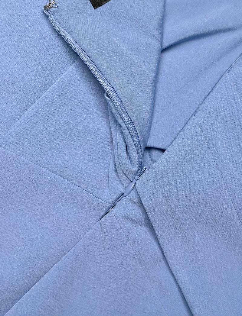 Lauren Ralph Lauren - Crepe Off-the-Shoulder Gown - aftonklänningar - sky blue - 3