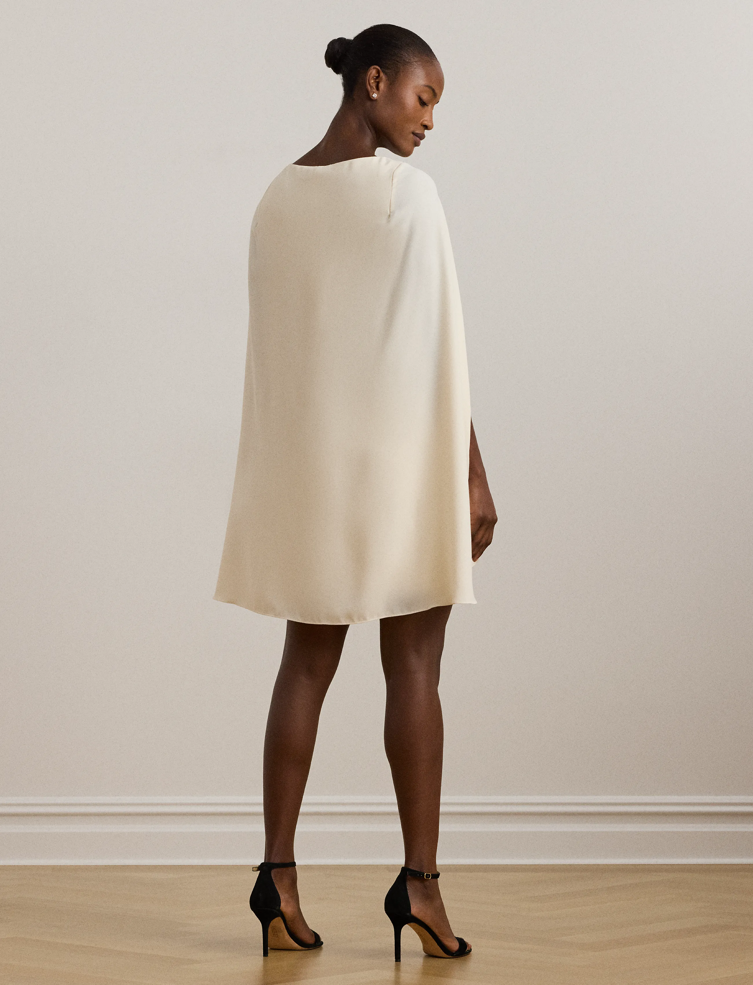 Lauren Ralph Lauren - Cape Georgette Cocktail Dress - robes de fête - mascarpone cream - 2