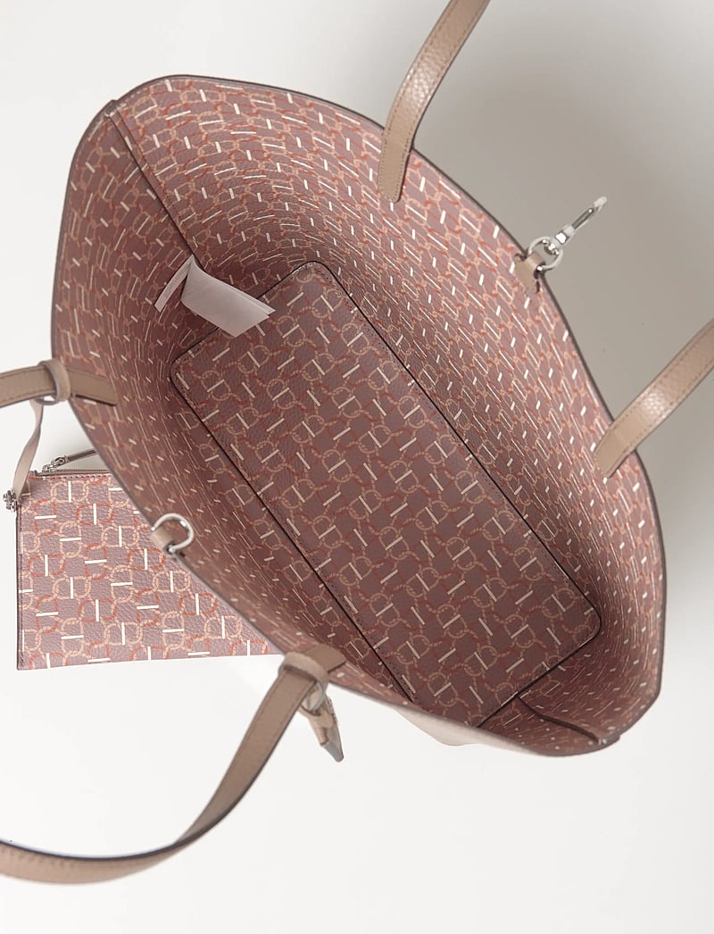 Lauren Ralph Lauren - FAUX PEBBLE GRAIN-RVRSBLE TOTE-TTE- - shoppingväskor - rider geo/taupe b - 4