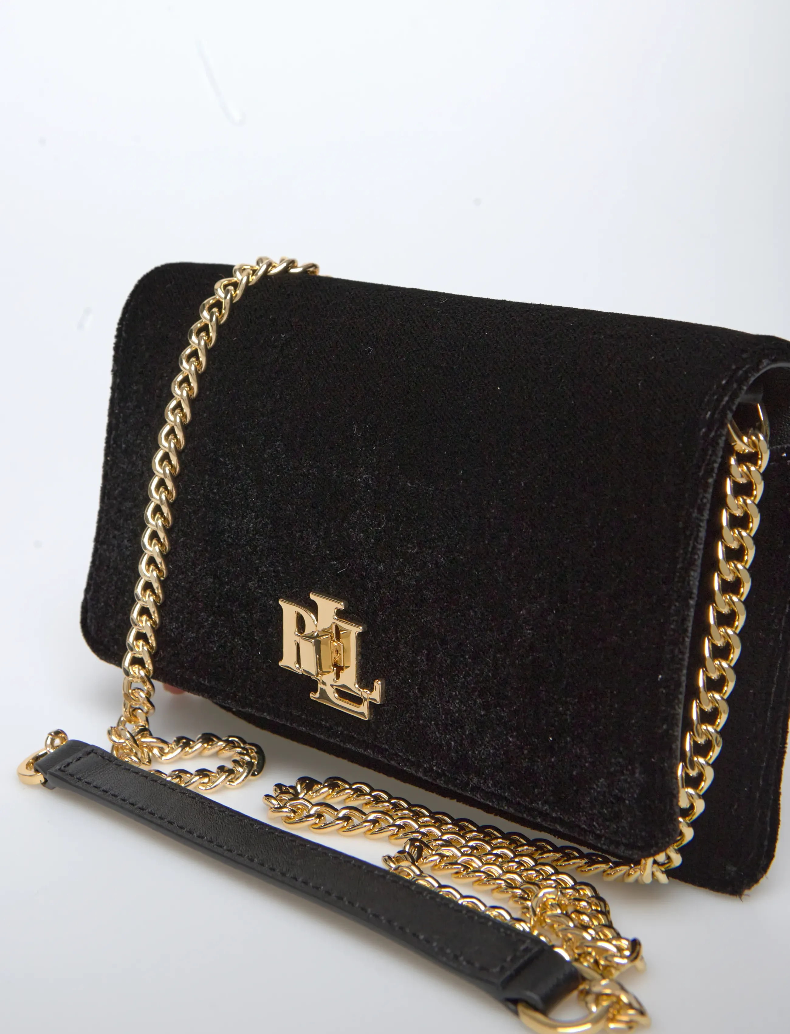 Lauren Ralph Lauren - Velvet Crossbody Turn-Lock Tech Case - crossbody bags - black - 3