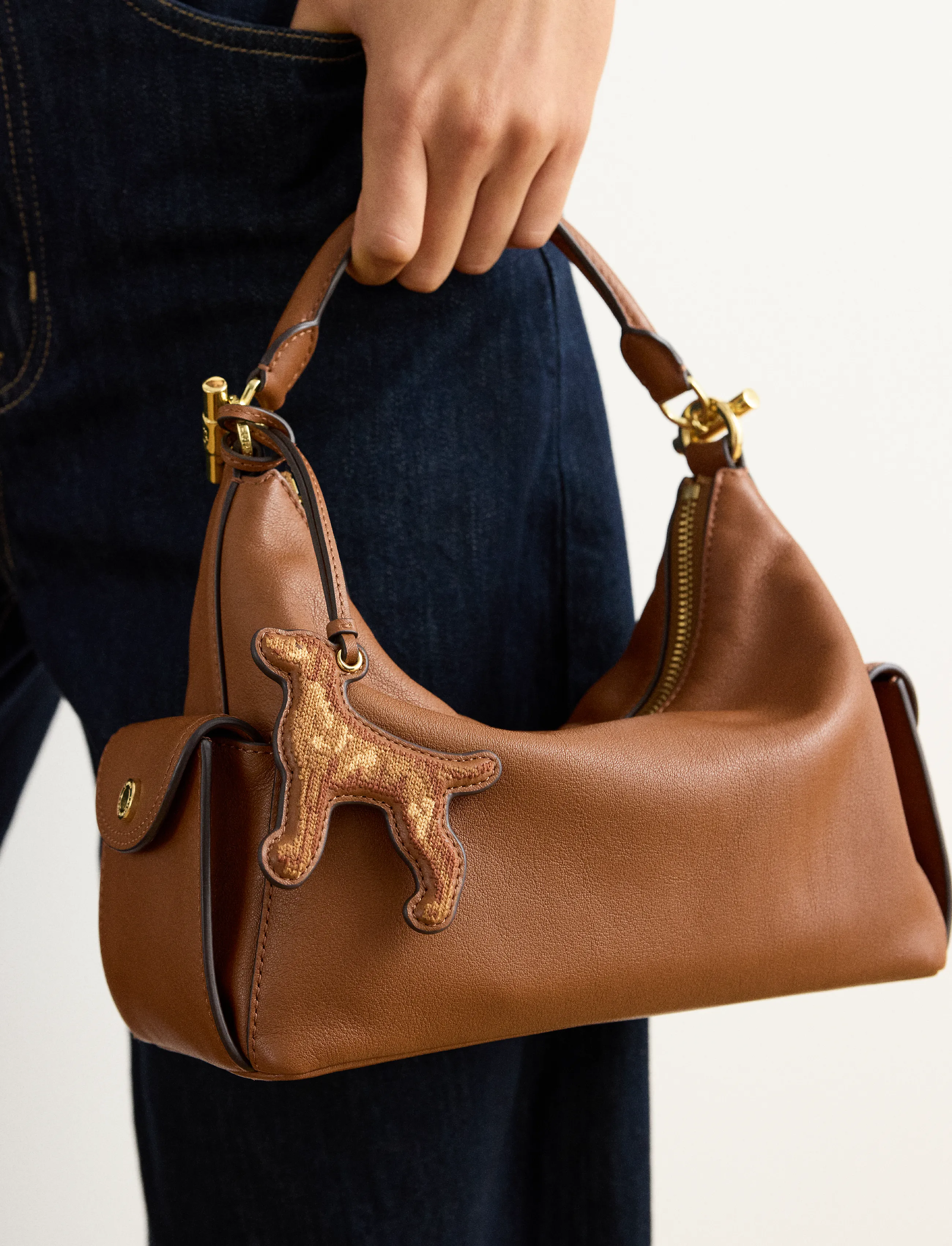 Lauren Ralph Lauren - Embroidered Vizsla Charm - lauren tan - 2