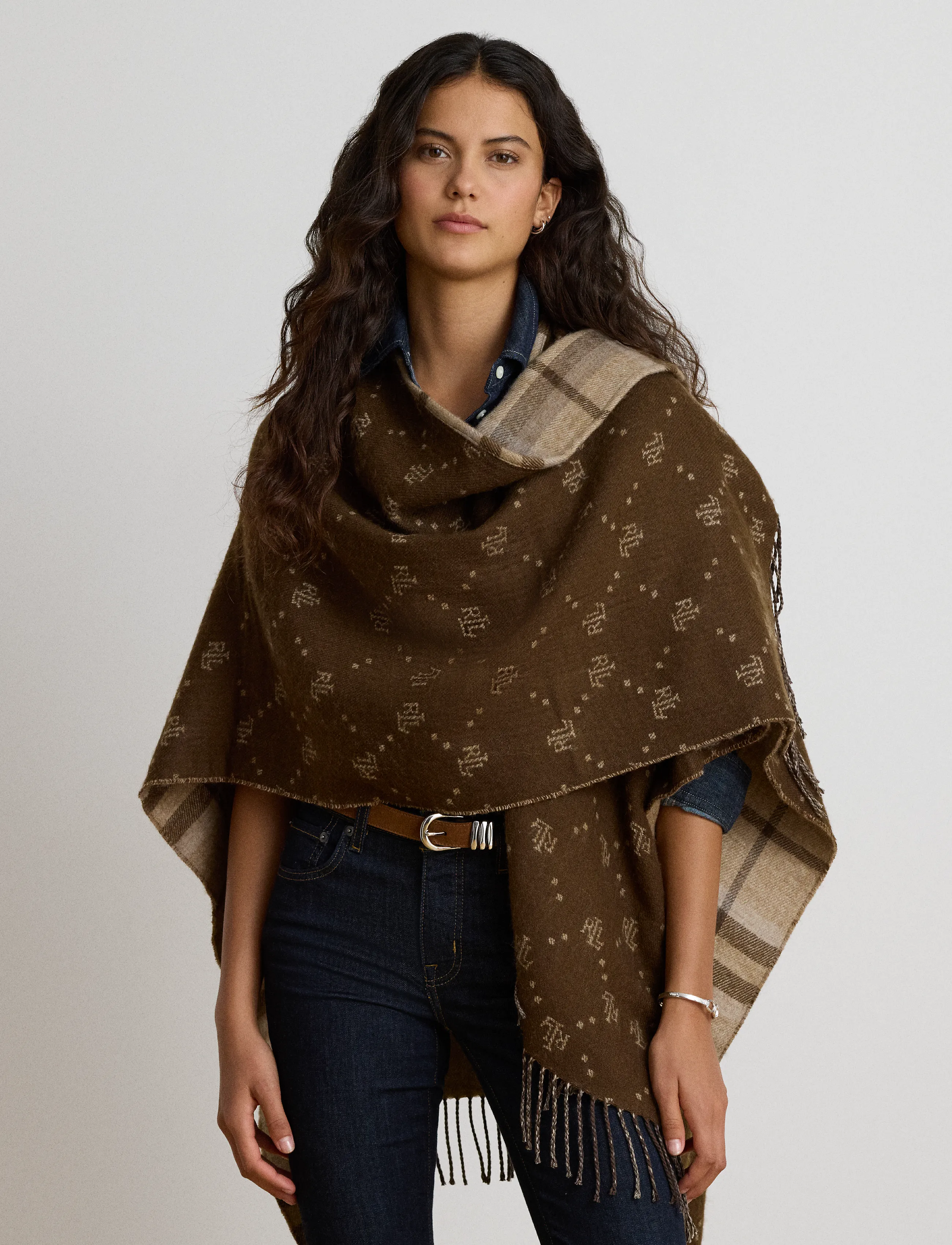 Lauren Ralph Lauren - Plaid & Logo Jacquard Reversible Ruana - ponchos & capes - taupe plaid - 3