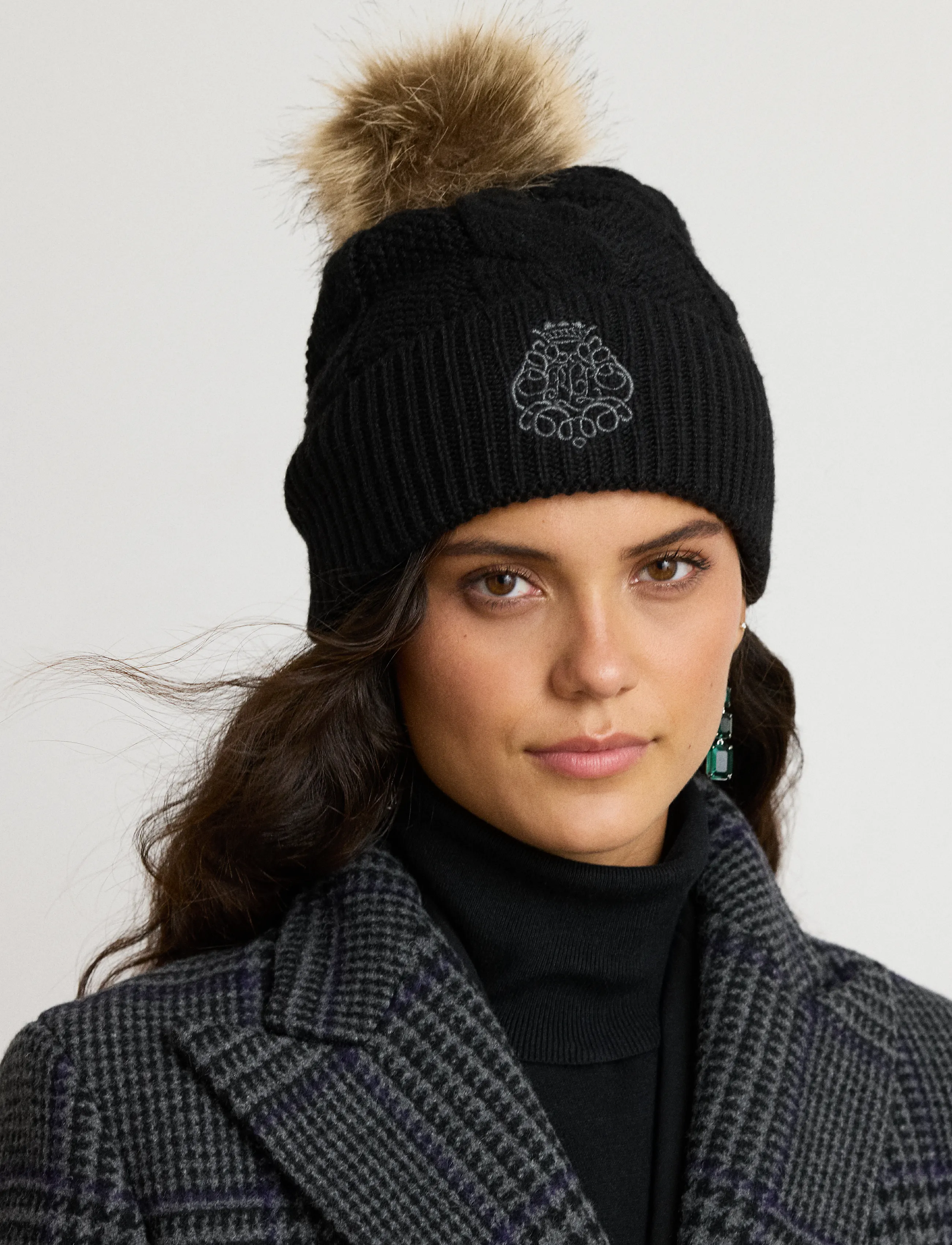 Lauren Ralph Lauren Embroidered-Crest Pom-Pom Cable Beanie - Ralph Lauren - BLACK / black